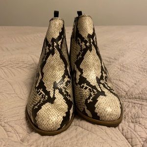 Dr. Scholl’s Boots